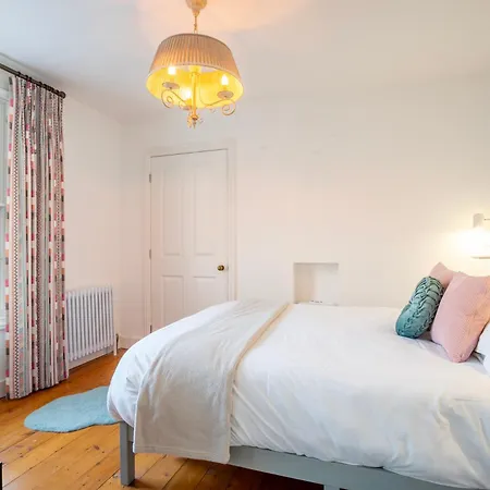 Apartment Peckitt Street