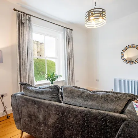 Peckitt Street Apartman *